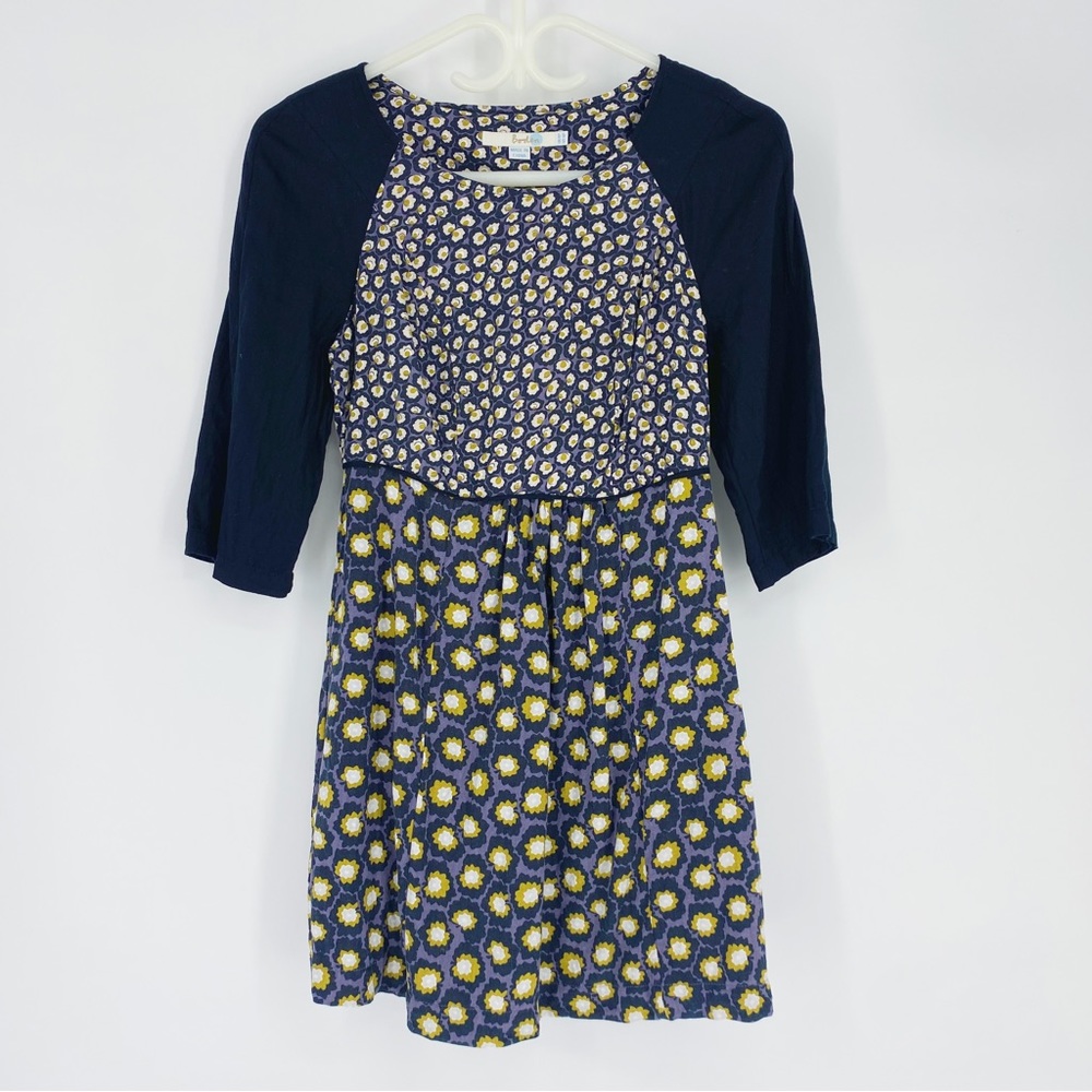 Boden Size 4 Petite Dark Floral Dress